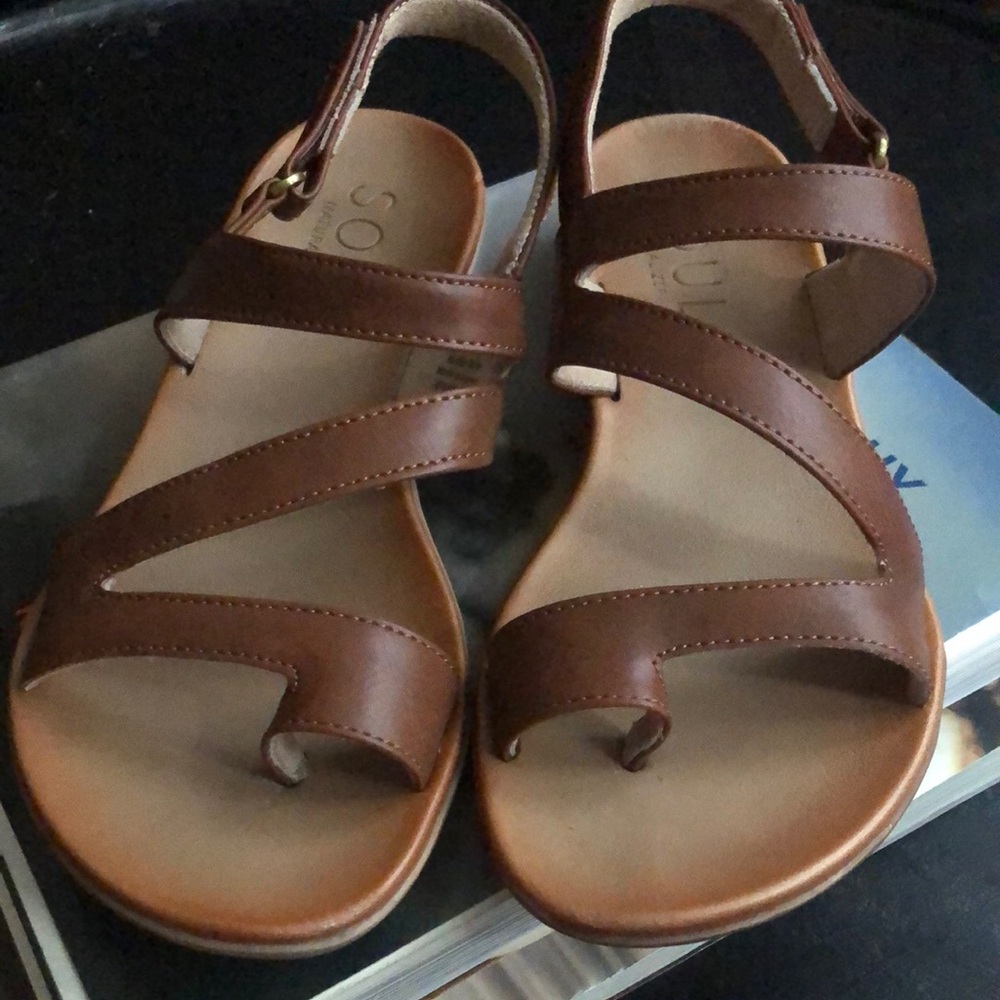 SOUL Naturalizer Cognac Strappy Sandals